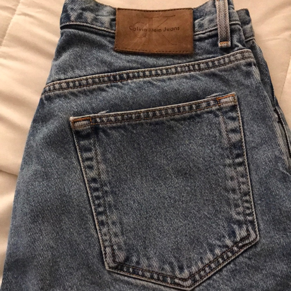 Calvin Klein shorts size 32